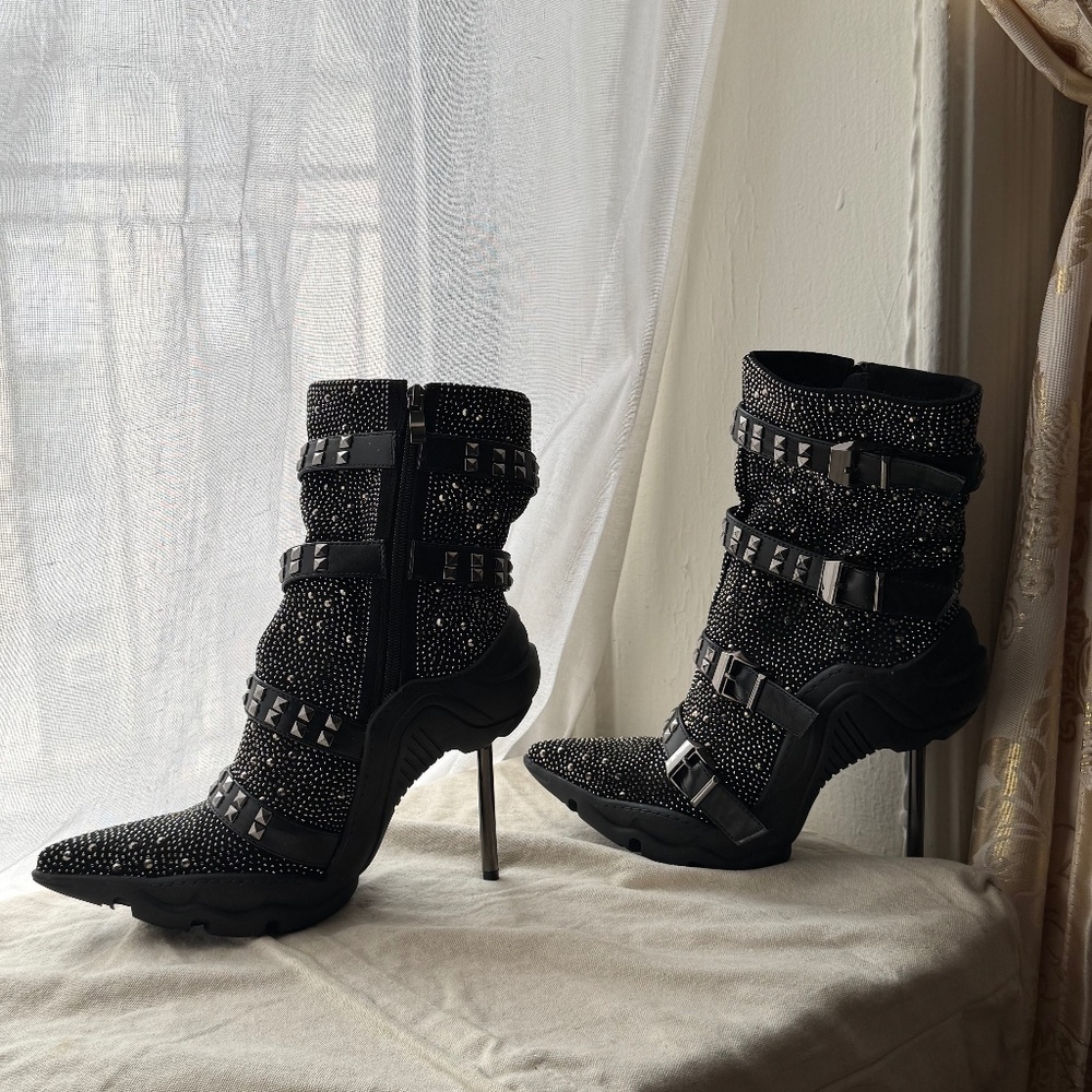 Azalea Wang Black Sneaker Boots